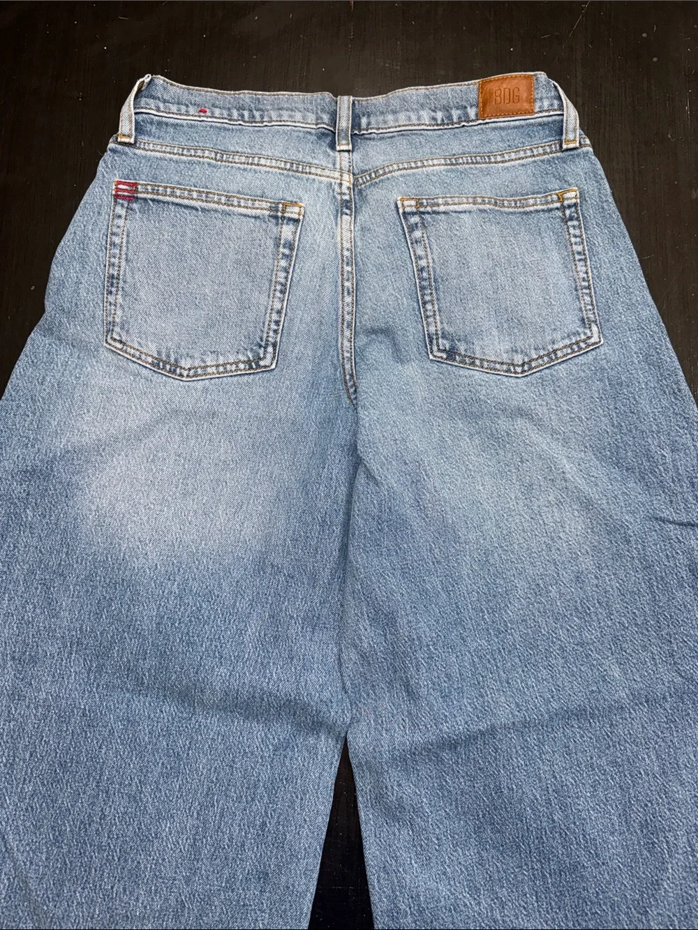 urban outfitters BDG joey mid rise wide leg jeans. size 26. great used condition - Picture 7 of 12